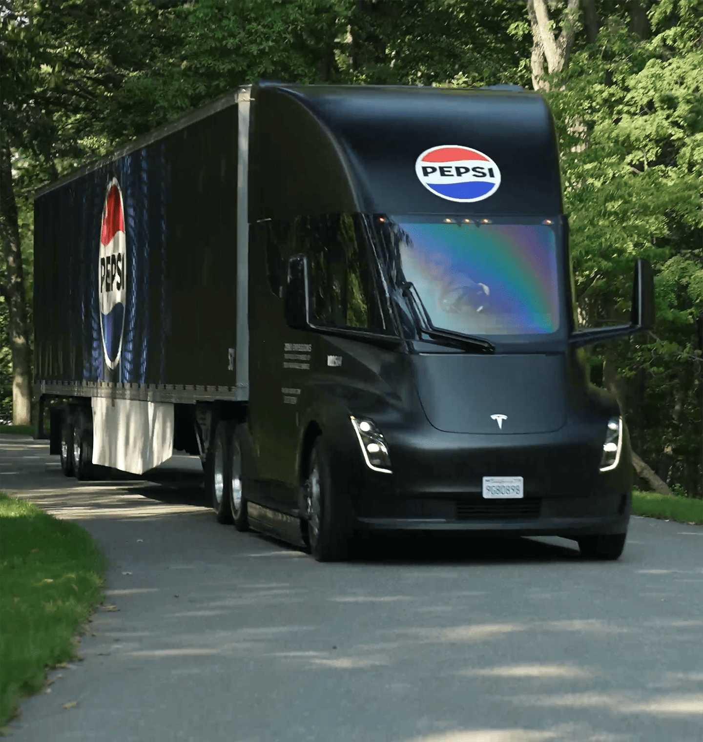 pepsi-tesla-truck